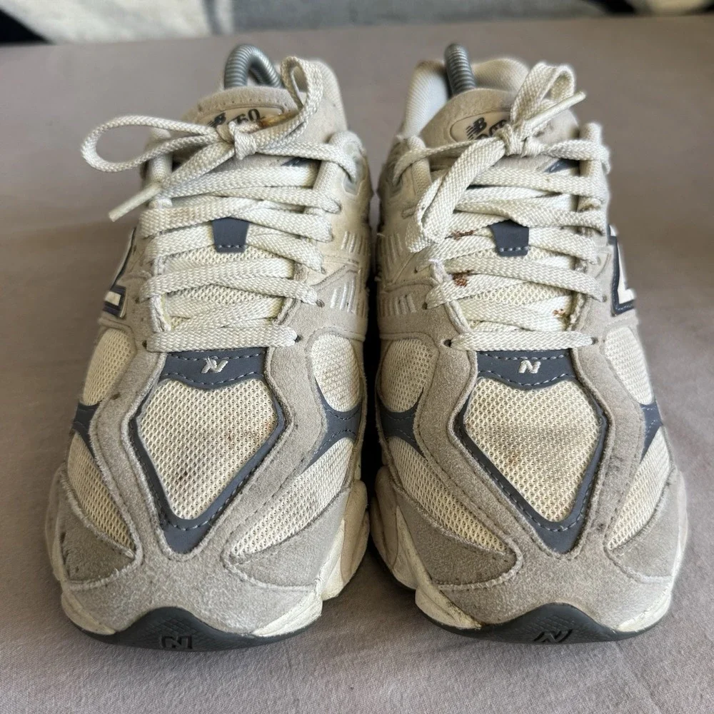 Youth Size 5Y - New Balance 9060 